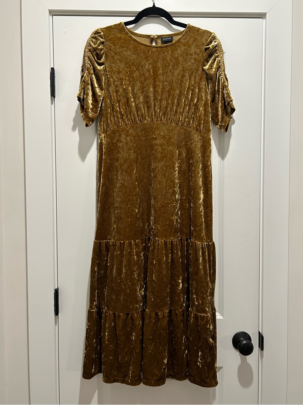 Who What Wear Crushed Velvet Tiered Midi Dress Puff Sleeve Bronze Gold Size M - Picture 2 of 7
